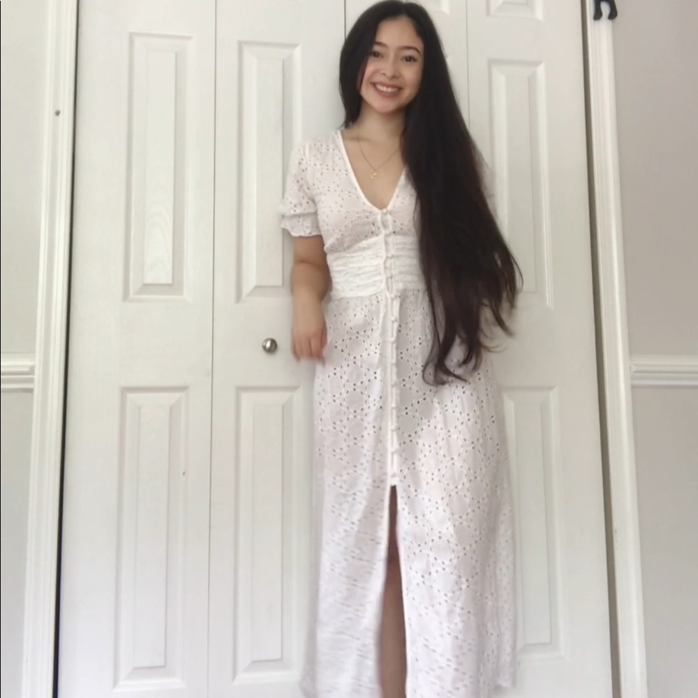 White Embroidery Summer Dress!
